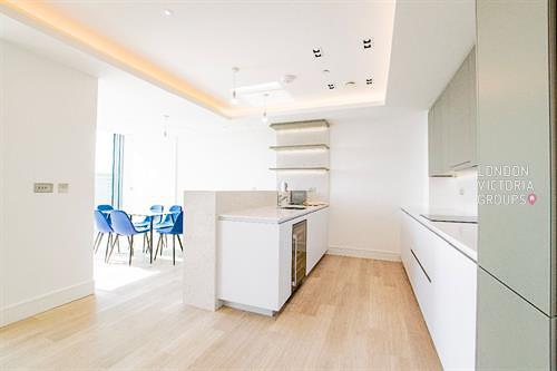 2 bed property in Carrara Tower, 1 Bollinder Place, London
